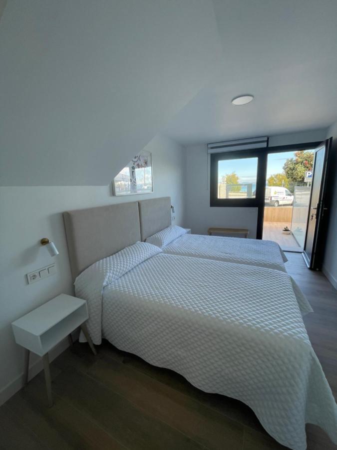 Hostal Montevideo Beachfront Nigrán Екстериор снимка