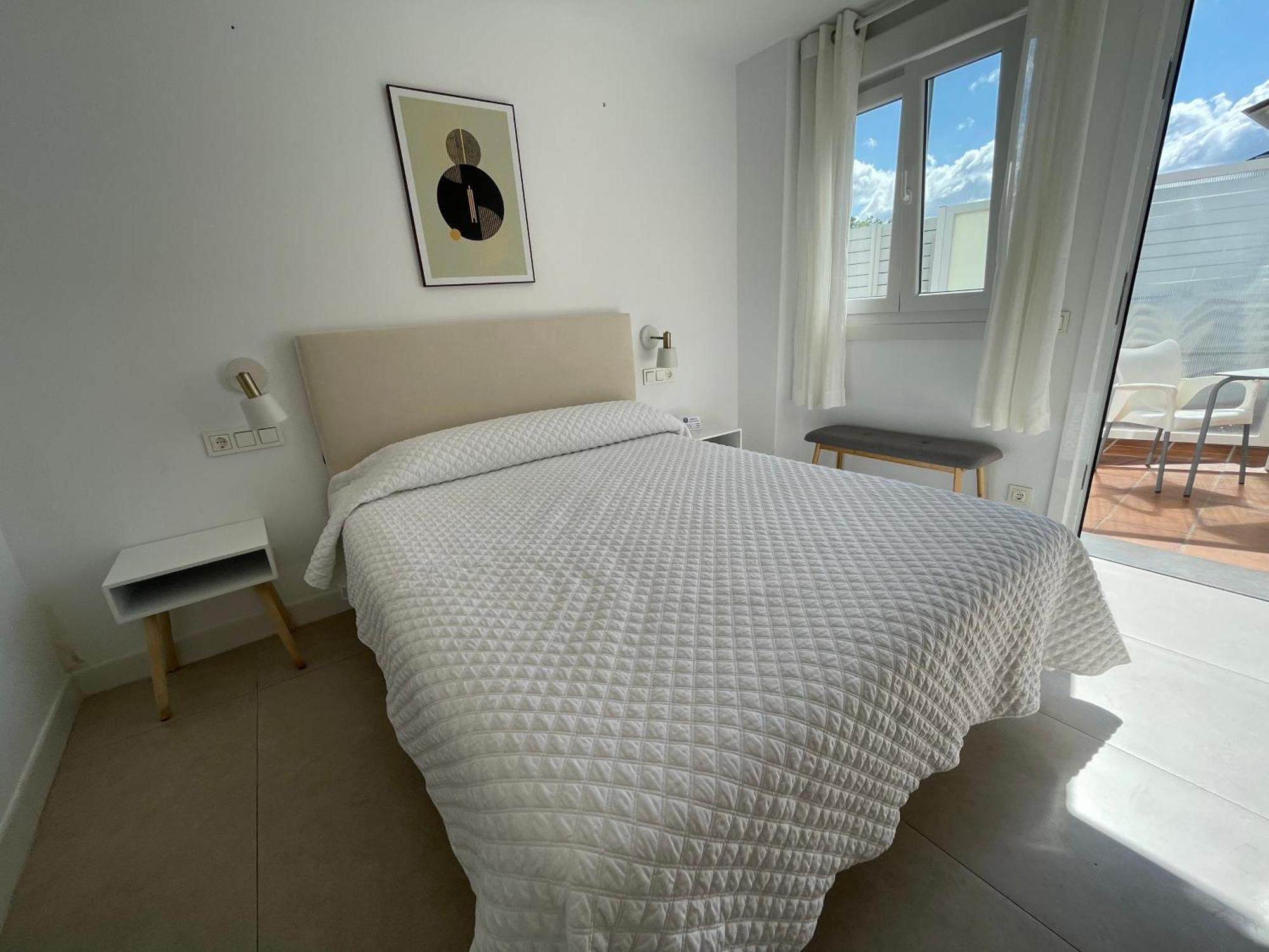 Hostal Montevideo Beachfront Nigrán Екстериор снимка